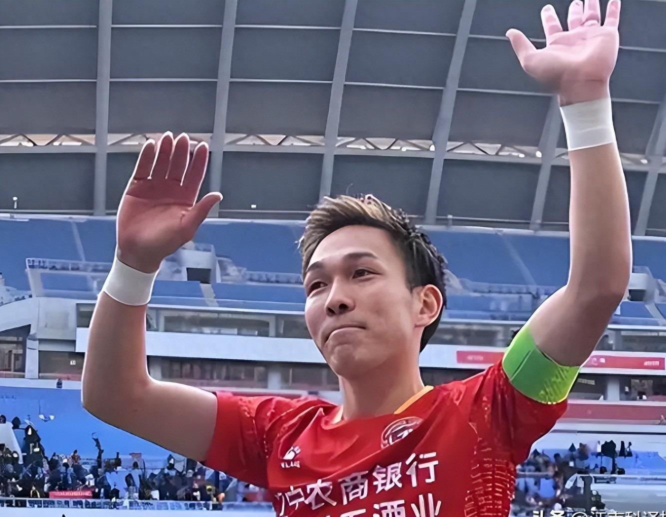 jdb电子试玩平台-他被日本封杀被韩国解约，却成为中超队长，助力辽宁铁人队进中超